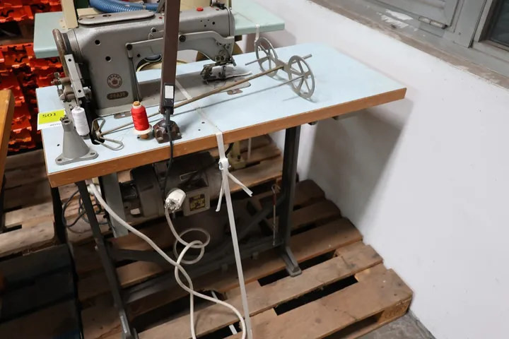 Pfaff Industrienähmaschine ohne Palette